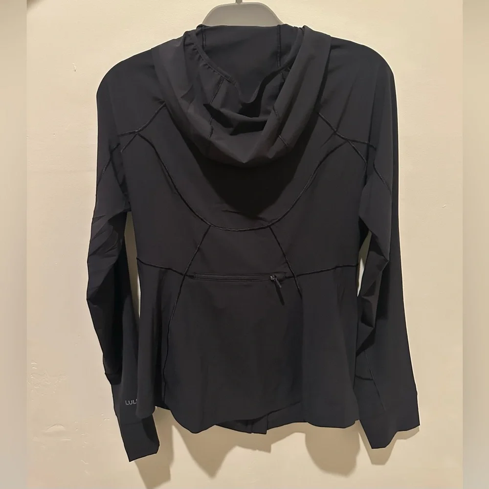 Lululemon - NWT Black Zip-Up Hoodie - Size 10 - Picture 2 of 8